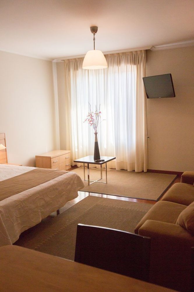 Hotel Apartamentos Dabarca Pontevedra Dış mekan fotoğraf